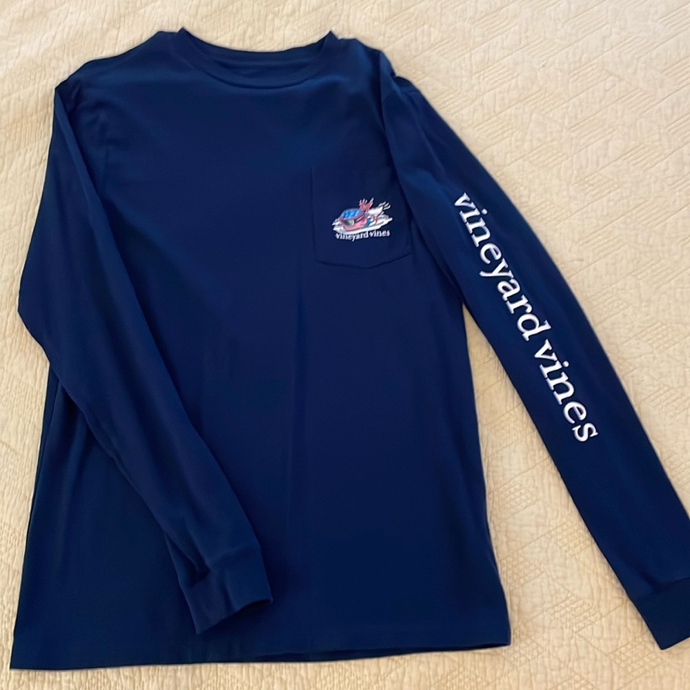 Men’s XS Vineyard Vines long sleeve shirt